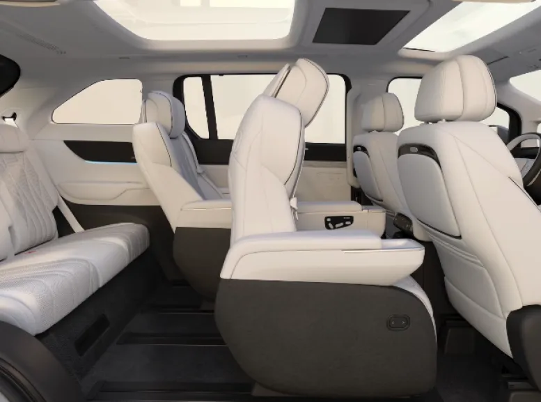 Easy access to the third row